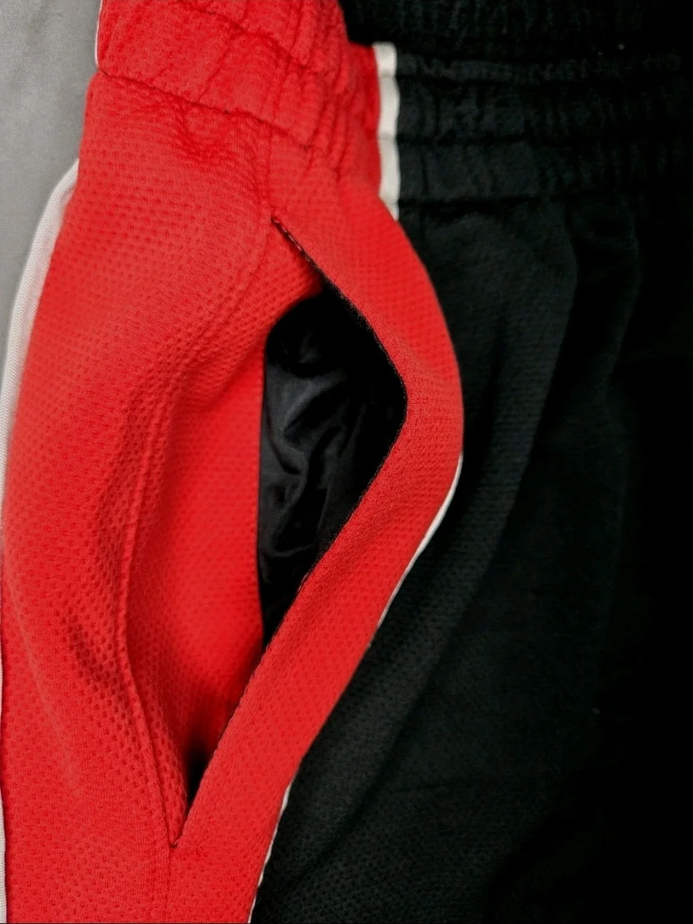 Vintage Air Jordan Jumpman Basketball Shorts Men's XL Black Red Mesh